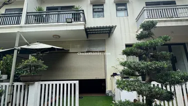 Bán nhà phố trong khu vip - Senturia Vườn Lài, diện tích 5x22m, 106m2, tặng lại toàn bộ Nội thất
