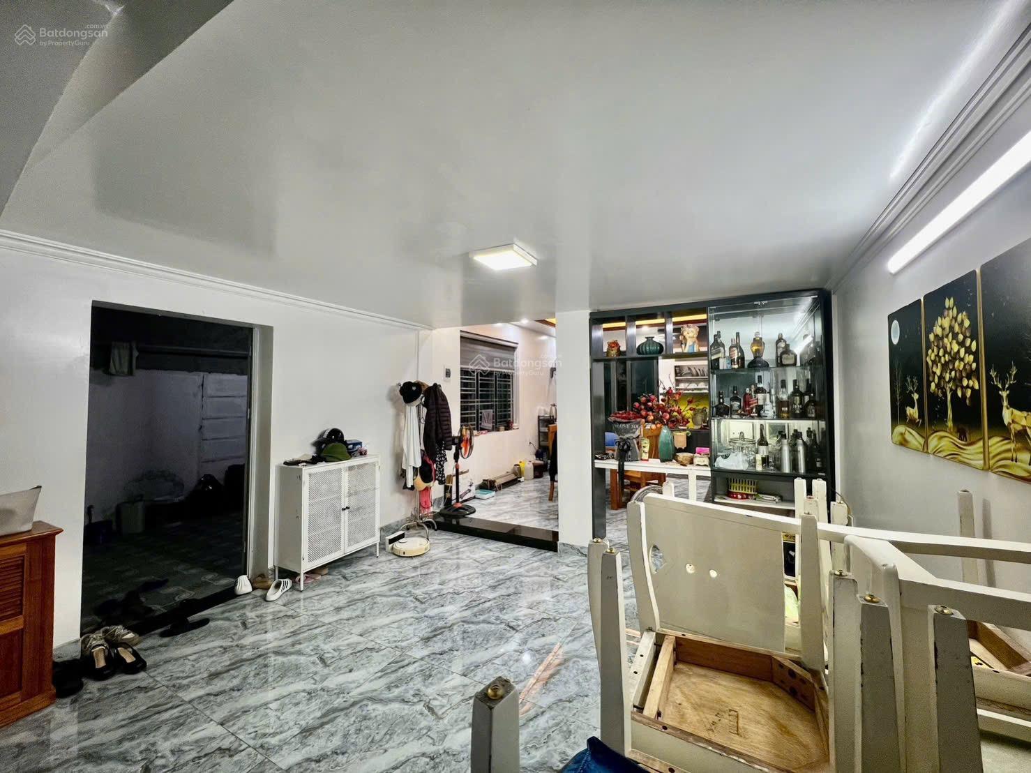 Cần bán nhà 3 tầng dân xây chắc chắn tại đường Quán Trữ , Lãm Hà , Kiến An. Ngay chân cầu Niệm