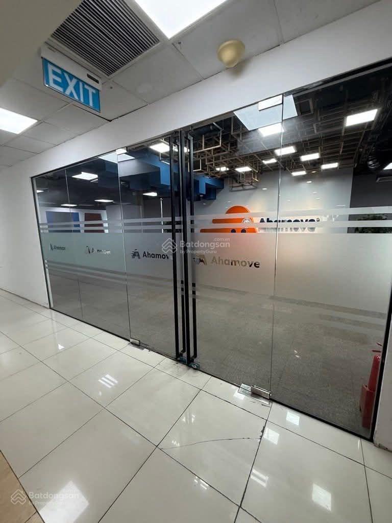 TÒA VĂN PHÒNG 3 MẶT TIỀN - VIEW HỒ. SIÊU HIẾM 230M - SĂN DÒNG TIỀN 200TR/ THÁNG.