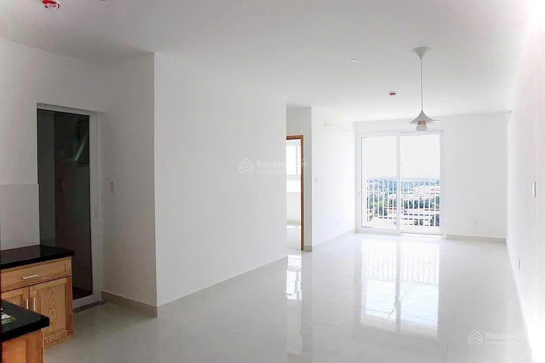 BÁN GẤP - GIÁ MỀM - CHÍNH CHỦ - Căn hộ 2pn 68m2 chỉ 3 TỶ 7 VIEW XỊN XÒ tại TARA