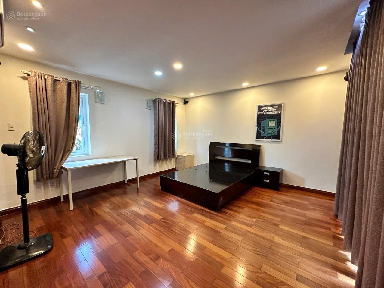 Nhà đường Hoàng Diệu diện tích: 8x20m trệt 2 lầu cho thuê