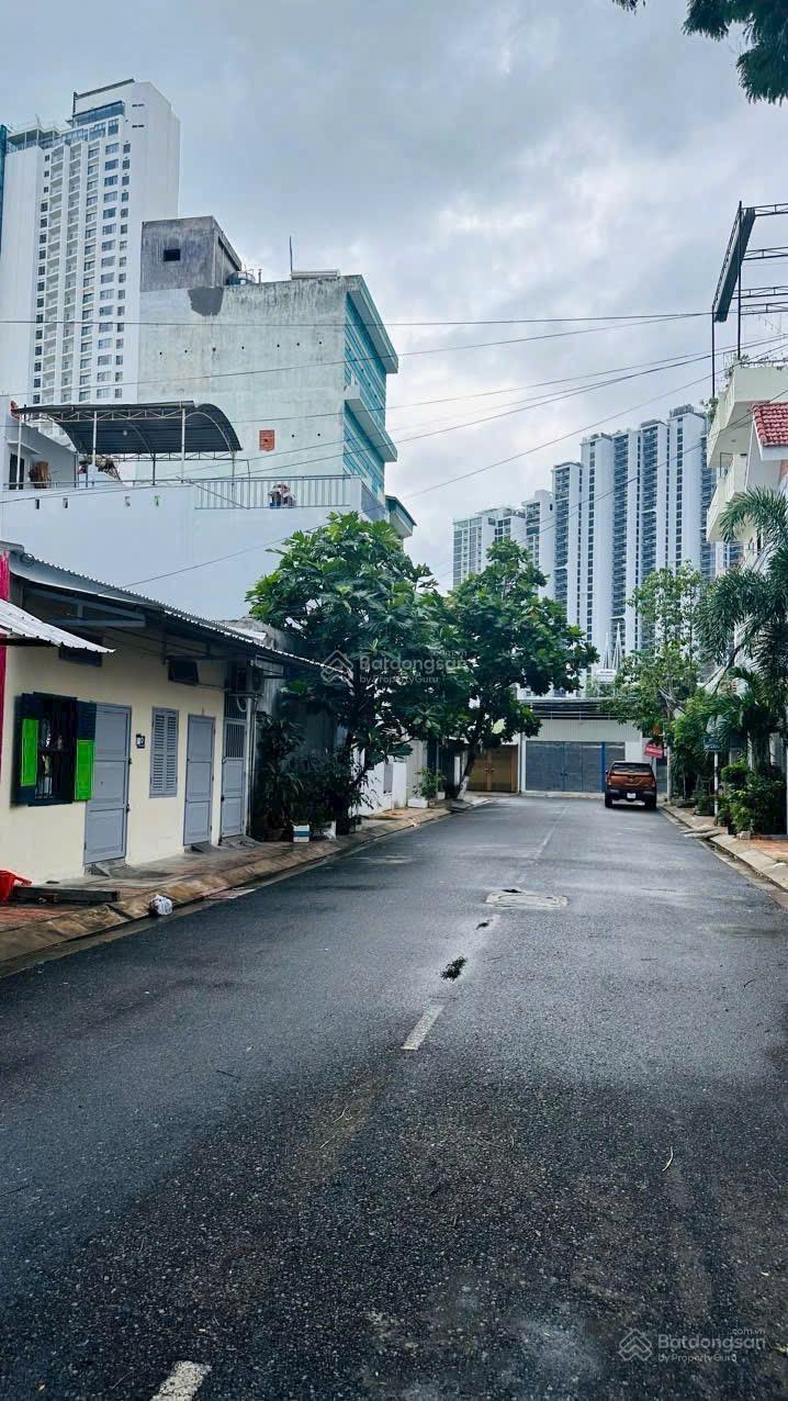 Bán đất mặt tiền Lê Văn Huân (đường nhựa 11m) cách biển 400m - Vĩnh Hoà (cũ) Bắc Nha Trang