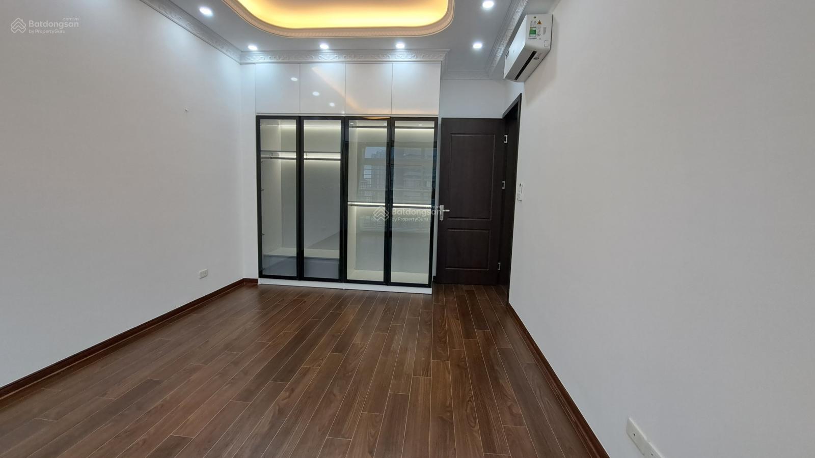 Bán căn hộ 3PN + 2WC tại Hà Thành Plaza, 102 Thái Thịnh, Đống Đa, HN giá cực chất 10.9 tỷ, 115m2