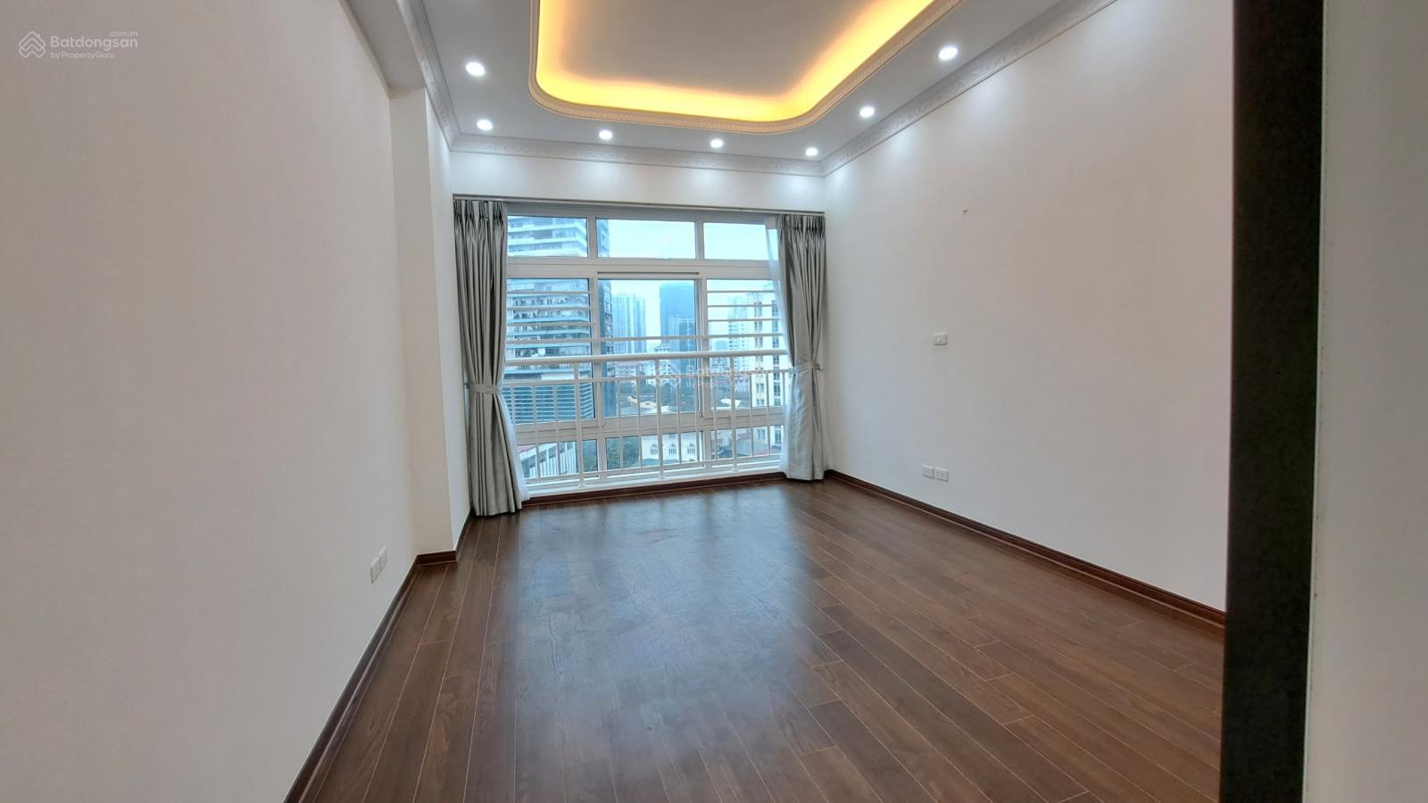 Bán căn hộ 3PN + 2WC tại Hà Thành Plaza, 102 Thái Thịnh, Đống Đa, HN giá cực chất 10.9 tỷ, 115m2