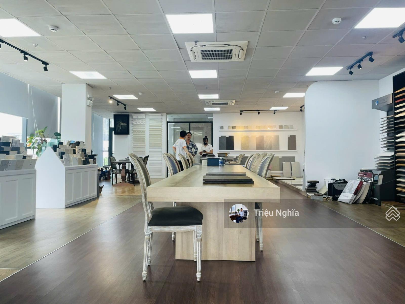 Tòa nhà đường Nguyễn Trãi diện tích: 9x25m hầm 6 tầng cho thuê