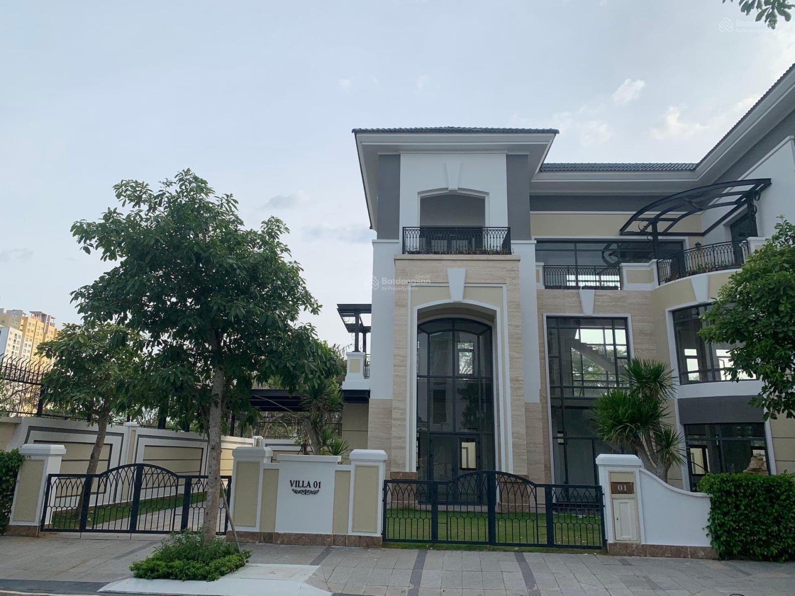 Bán duy nhất 1 căn biệt thự đơn lập Verosa Park giá khoảng 123 triệu/m2; căn góc siêu đẹp Bán duy nhất 1 căn biệt thự đơn lập Verosa Park giá khoảng 123 triệu/m2; căn góc siêu đẹp