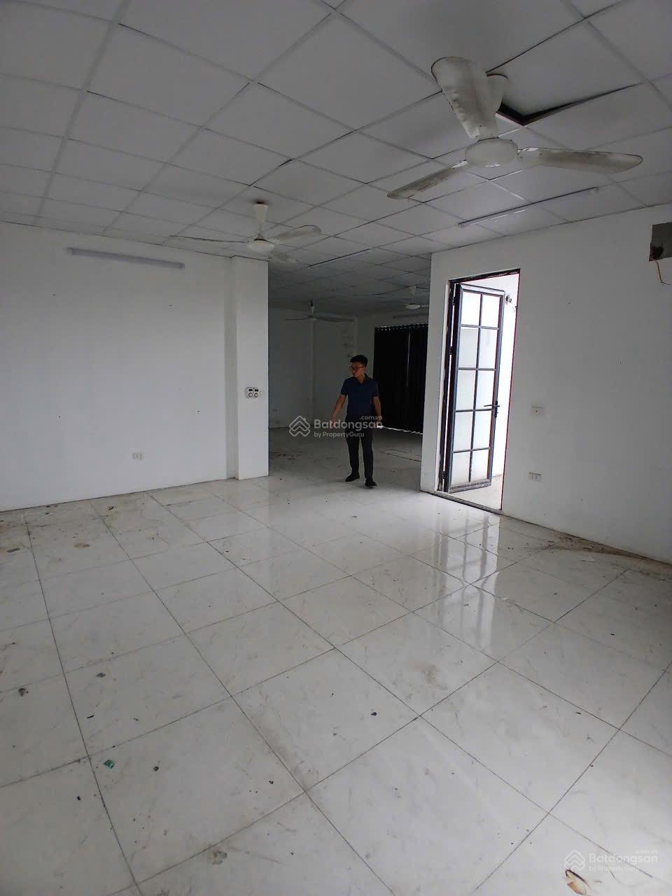 Cho thuê nhà nguyên căn, từng tầng tại Đại Kim , Nguyễn Xiển. Diện tích sàn 75m, 100m Cho thuê nhà nguyên căn, từng tầng tại Đại Kim , Nguyễn Xiển. Diện tích sàn 75m, 100m