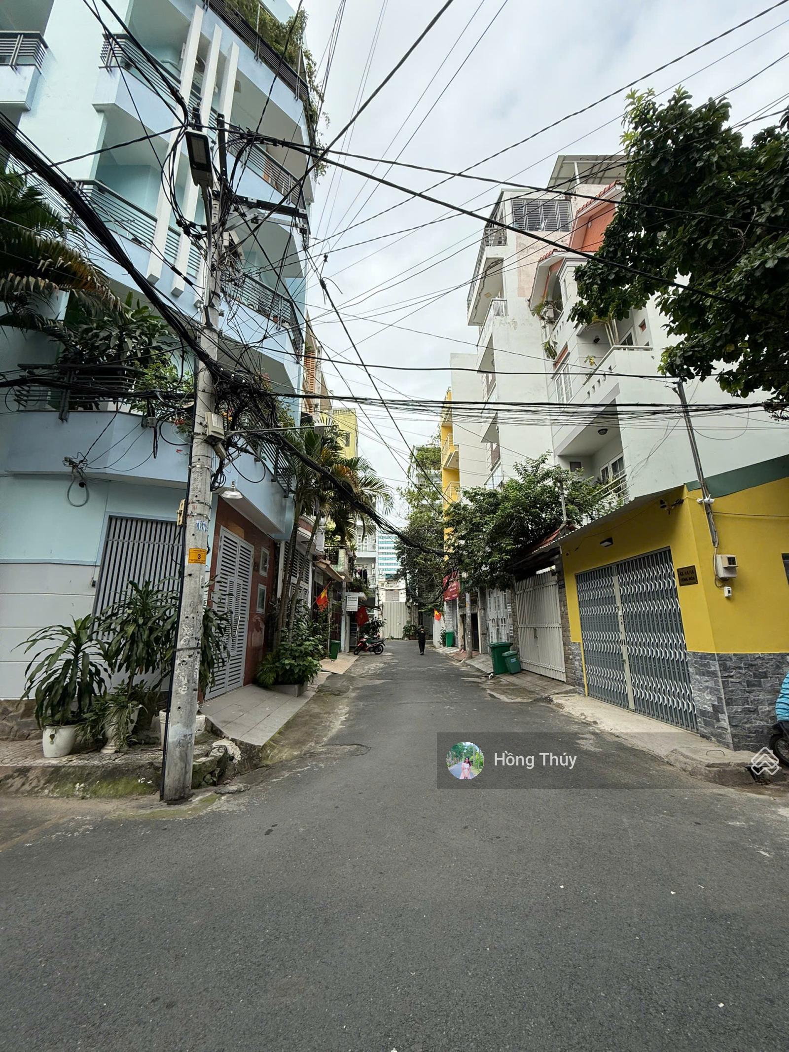 Bán nhà nát hẻm 43 Cộng Hòa góc 2MT, 4mx18m, giá 12 tỷ ngay siêu thi Vincom gần sân bay Bán nhà nát hẻm 43 Cộng Hòa góc 2MT, 4mx18m, giá 12 tỷ ngay siêu thi Vincom gần sân bay