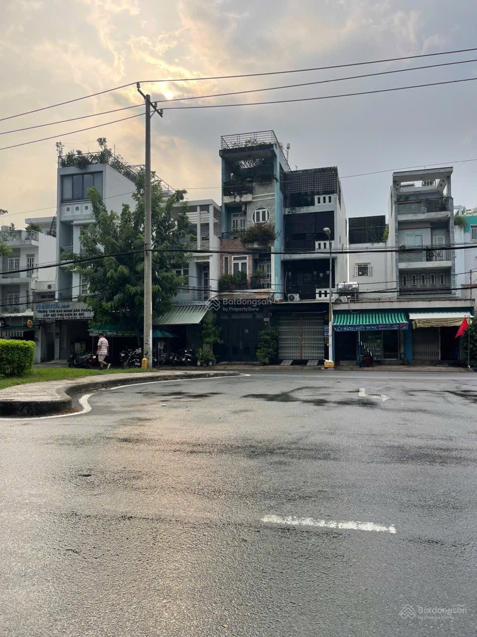 NHÀ MẶT TIỀN TÂN SƠN (4x23)  ĐỐI DIỆN SÂN GOLF TÂN SƠN NHẤT