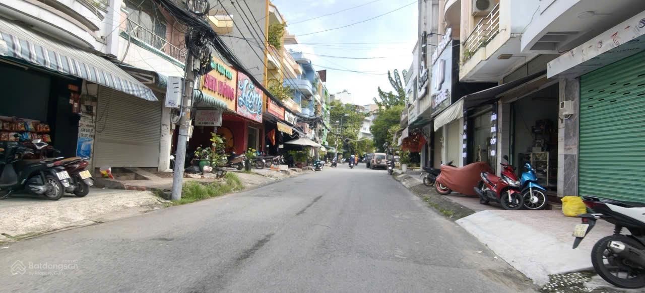 Bán gấp thương lượng mạnh nhà phố 4 tầng+lửng mặt tiền đường 8.5m tại trung tâm Linh Tây, Thủ Đức