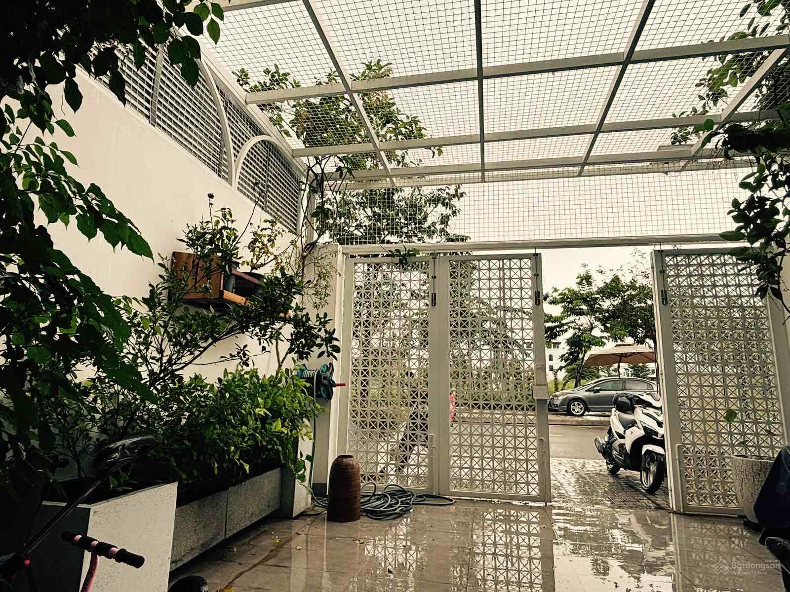 Bán nhà Mỹ Gia gói 2 (đường 16m) thiết kế riêng, xây dựng chắc chắn, nội thất cao cấp