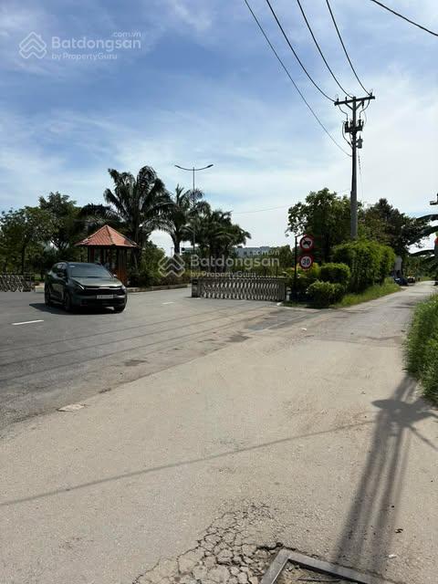 Đất 93m2 (5x18.6m) vuông, mặt tiền đường 15, KDC 990, P Phú Hữu, TP Thủ Đức (4,899 tỷ)