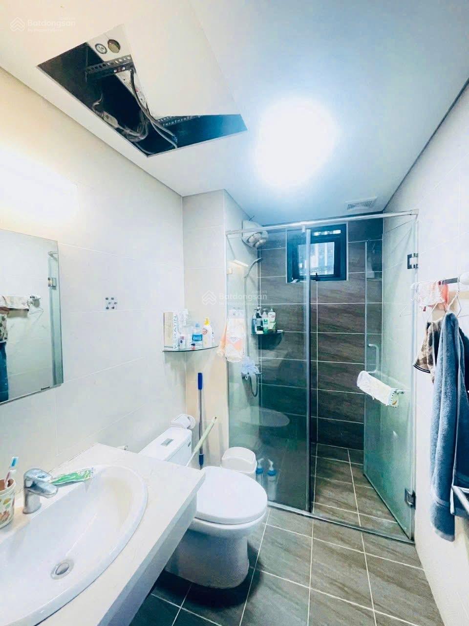 Bán căn hộ 3PN, 2WC, 93m2 tại Thăng Long Victory, sổ đỏ, ở ngay tầng 10. LH chính chủ 0901 720 ***
