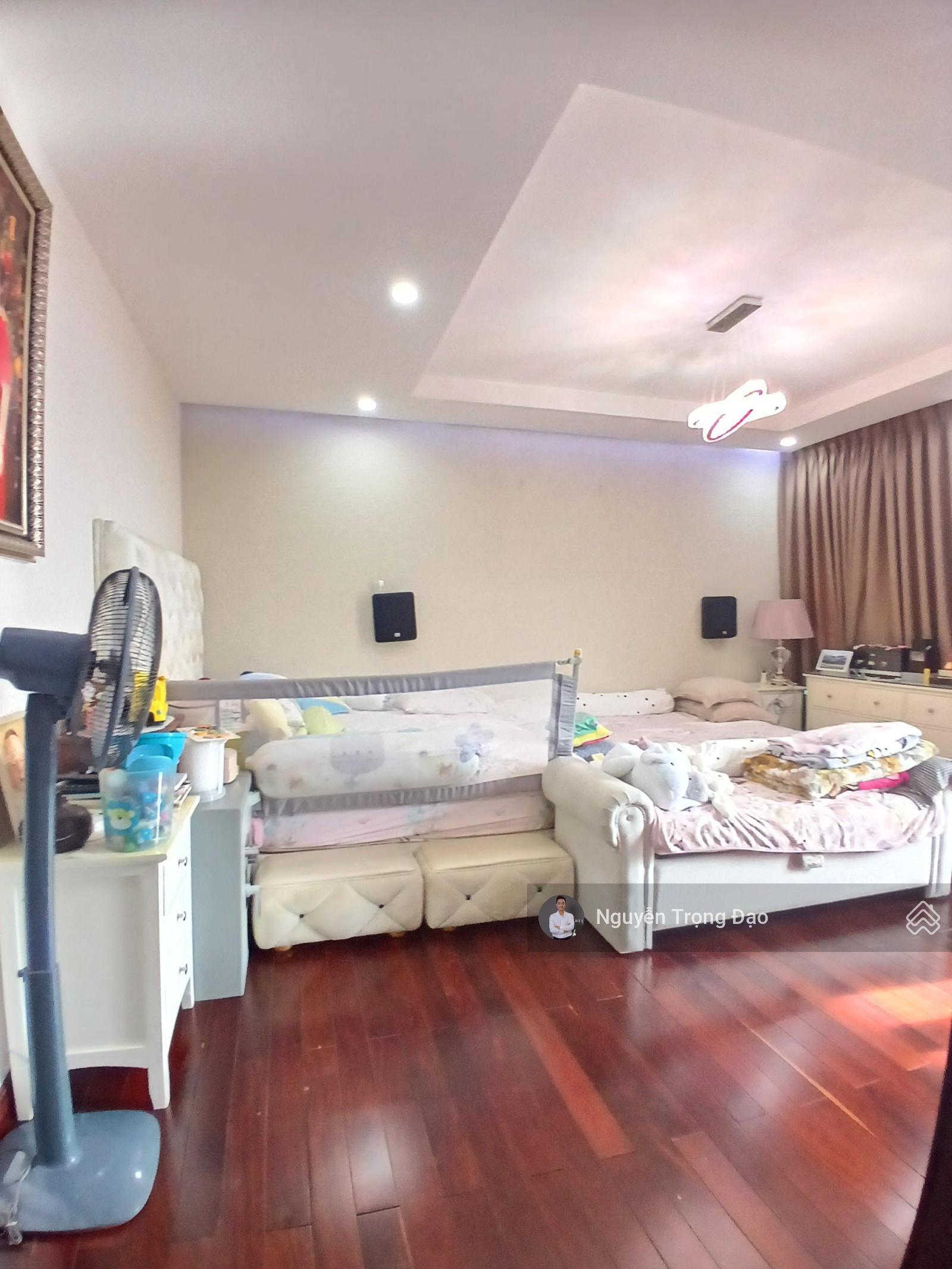 Cho thuê nhà riêngThạnh Mỹ Lợi, Quận 2, 8*20m, Hầm 4 lầu, 5PN, điều hòa âm trần