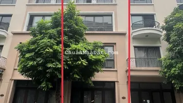 Cần ra gấp cọ xanh 62,5 m2 hoàn thiện 2 tầng gần công viên,trường học, sẵn sổ giao dịch luôn .