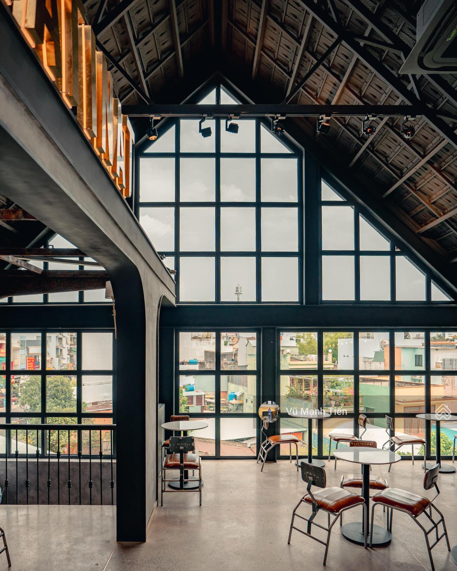 Mặt phố Chùa Vua 40 m2 x 5 tầng, mặt tiền 4m, thang máy, giá 30 triệu/tháng Mặt phố Chùa Vua 40 m2 x 5 tầng, mặt tiền 4m, thang máy, giá 30 triệu/tháng