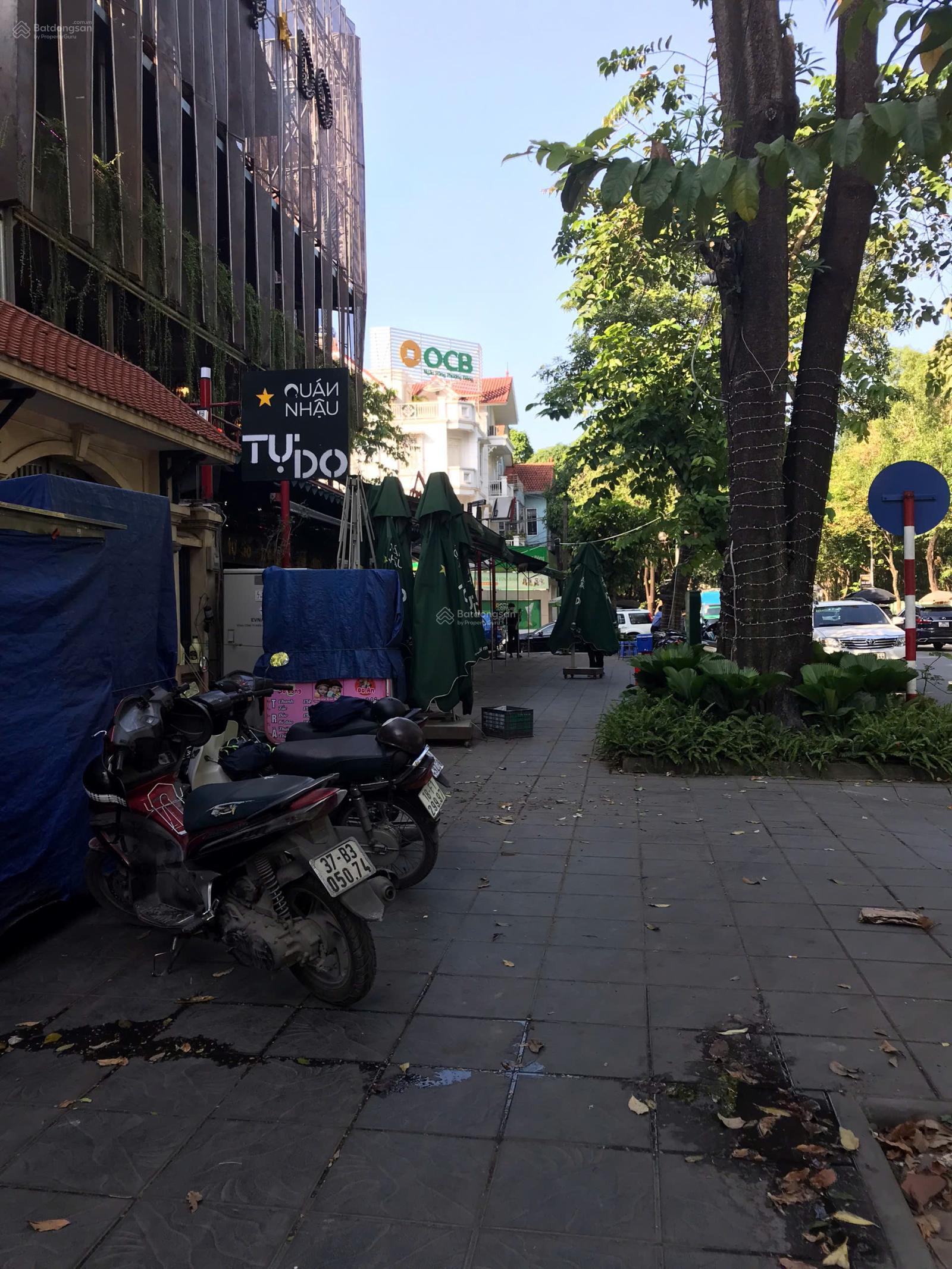 Cho thuê biệt thự view hồ bán đảo Linh Đàm, Hoàng Liệt DT 150m2/3 tầng giá 60 tr/tháng làm cafe, VP