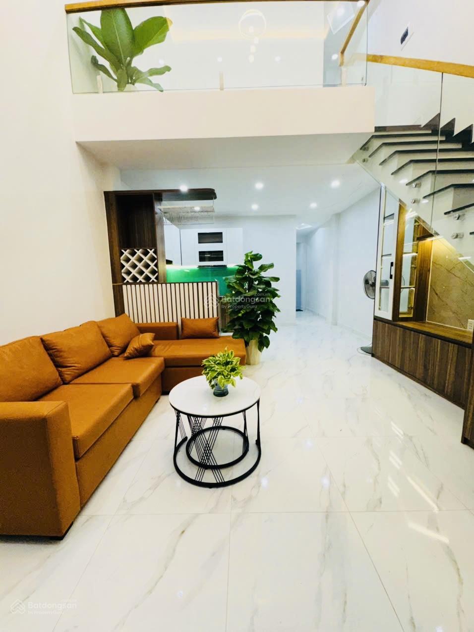 NHÀ MỚI 2TẦNG LÃ XUÂN OAI,KẾ BÊN GA METRO,KDC YÊN TĨNH,Ô TÔ ĐỖ CỬA,GIÁ TỐT QUẬN 9!!