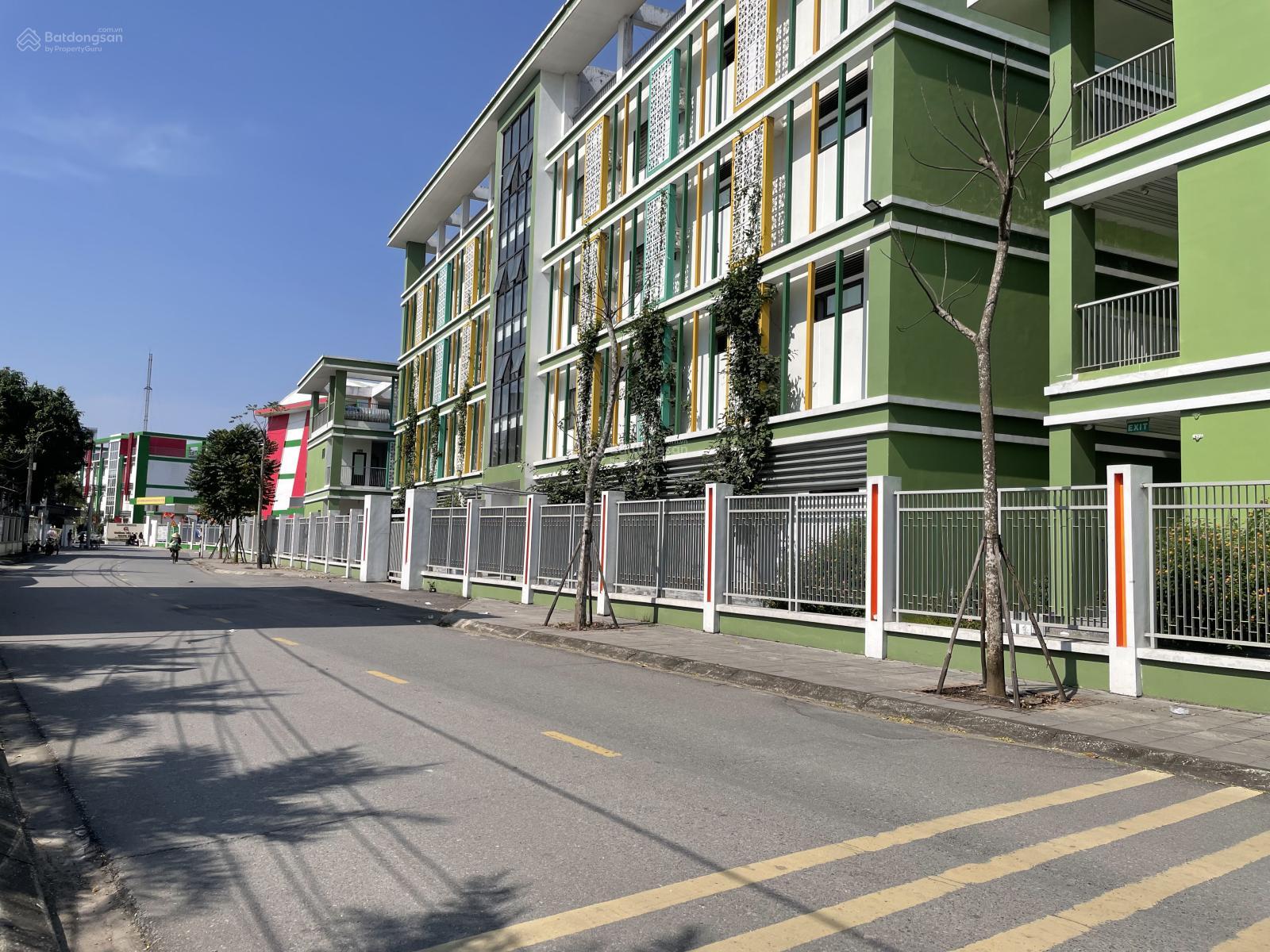 Bán đất tại Giang Biên, P. Việt Hưng, Hà Nội, 15 tỷ, 75m2 Bán đất tại Giang Biên, P. Việt Hưng, Hà Nội, 15 tỷ, 75m2