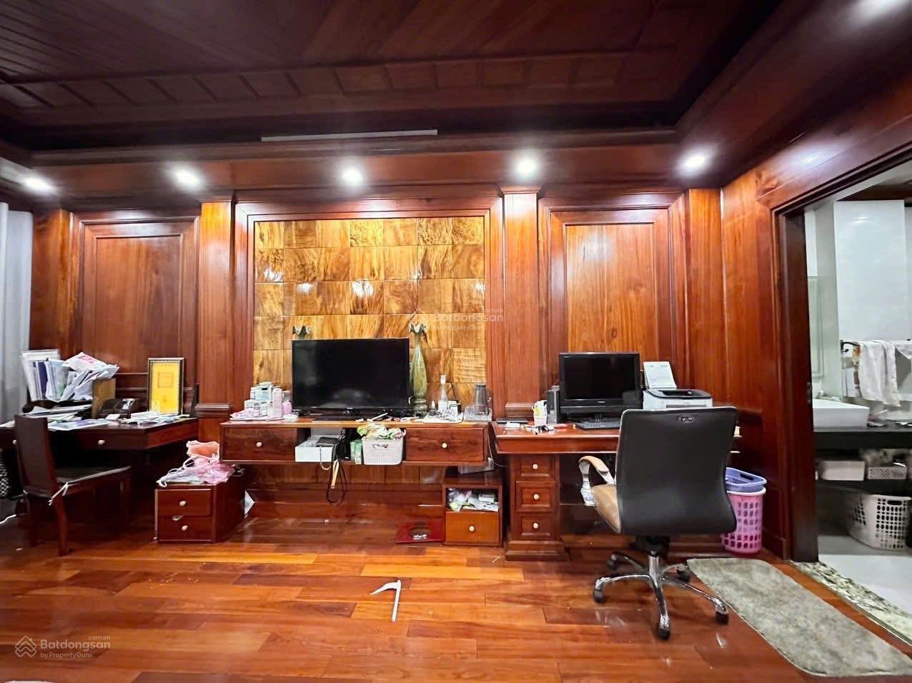 Tòa văn phòng mặt phố Vũ Tông Phan - 9tầng thang máy - MT rộng - vỉa hè - ôtô tránh - 75m2 - 49.5tỷ