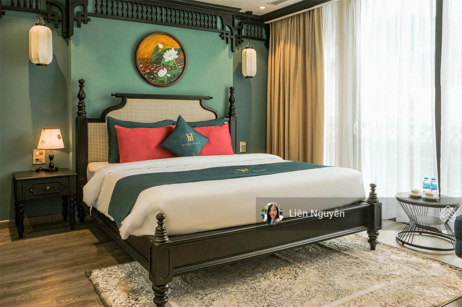 Bán khách sạn mặt phố Hàng Bè, 80m2, 5 tầng, mặt tiền 5.4m, 77.5 tỷ, kinh doanh đỉnh Bán khách sạn mặt phố Hàng Bè, 80m2, 5 tầng, mặt tiền 5.4m, 77.5 tỷ, kinh doanh đỉnh