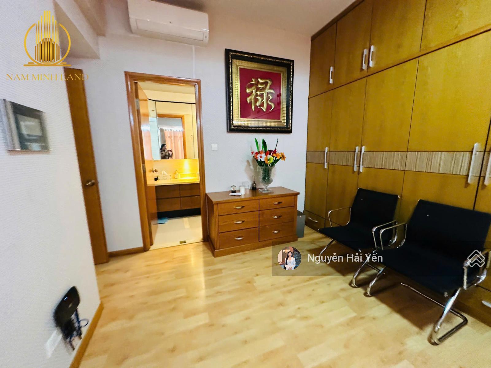 Hải Yến Nam Minh Land - bán căn hộ 3 PN Saigon Pearl, DT 157m2 giá 20 tỷ. View trực diện sông Hải Yến Nam Minh Land - bán căn hộ 3 PN Saigon Pearl, DT 157m2 giá 20 tỷ. View trực diện sông