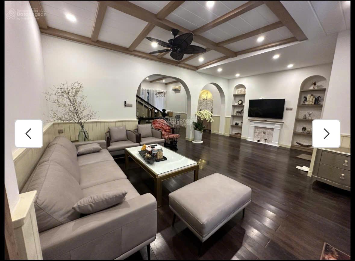 Bán Villa Mỹ Thái, Phú Mỹ Hưng, 7x18m, giá 40.1 tỷ xem nhà 24/7 :0938 602 *** Nhân Bán Villa Mỹ Thái, Phú Mỹ Hưng, 7x18m, giá 40.1 tỷ xem nhà 24/7 :0938 602 *** Nhân