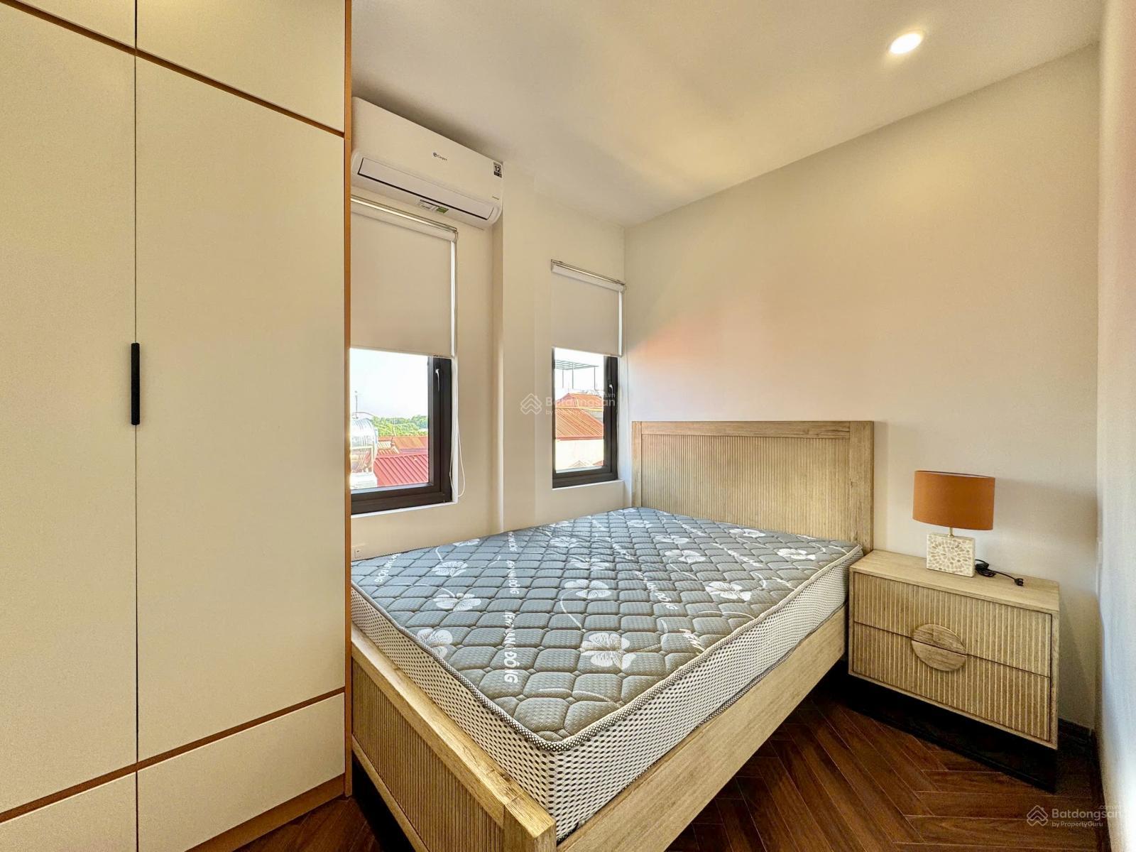 Cho thuê căn hộ mới 2PN tại Long Biên gần trường Pháp