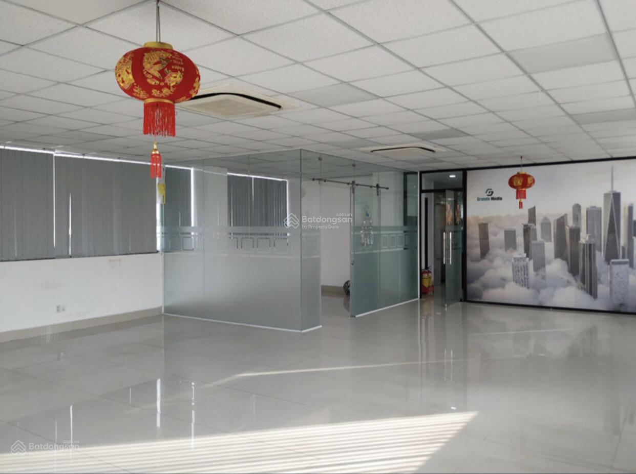 Cho thuê văn phòng 200m² tại Bạch Đằng không gian đẹp, giá tốt, sẵn sàng vào làm