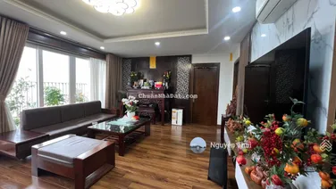 (Giá chuẩn) bán căn góc 4 ngủ 2WC 170m2 tòa Diamond Flower, full nội thất, slot ô tô. Giá 16 tỷ