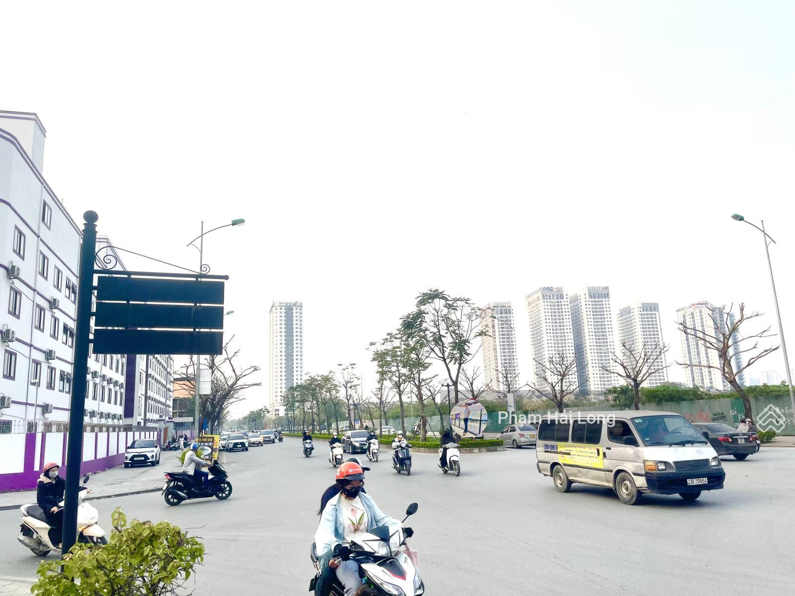 Cho thuê nhà nguyên căn mặt đường 40m Lê Quang Đạo, khu đô thị Dương Nội, 15 triệu/ tháng Cho thuê nhà nguyên căn mặt đường 40m Lê Quang Đạo, khu đô thị Dương Nội, 15 triệu/ tháng