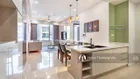 Cần cho thuê nhanh căn hộ 3PN - 2WC The Tresor quận 4 giá tốt. LH: 0909 024 ***