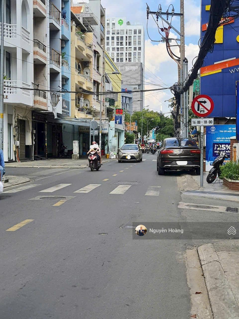 Cần cho thuê nhà mặt tiền Nguyễn Hữu Cầu, TĐ, Quận 1 (4 x 20m) DT sử dụng 200m2. Giá 59 triệu/tháng