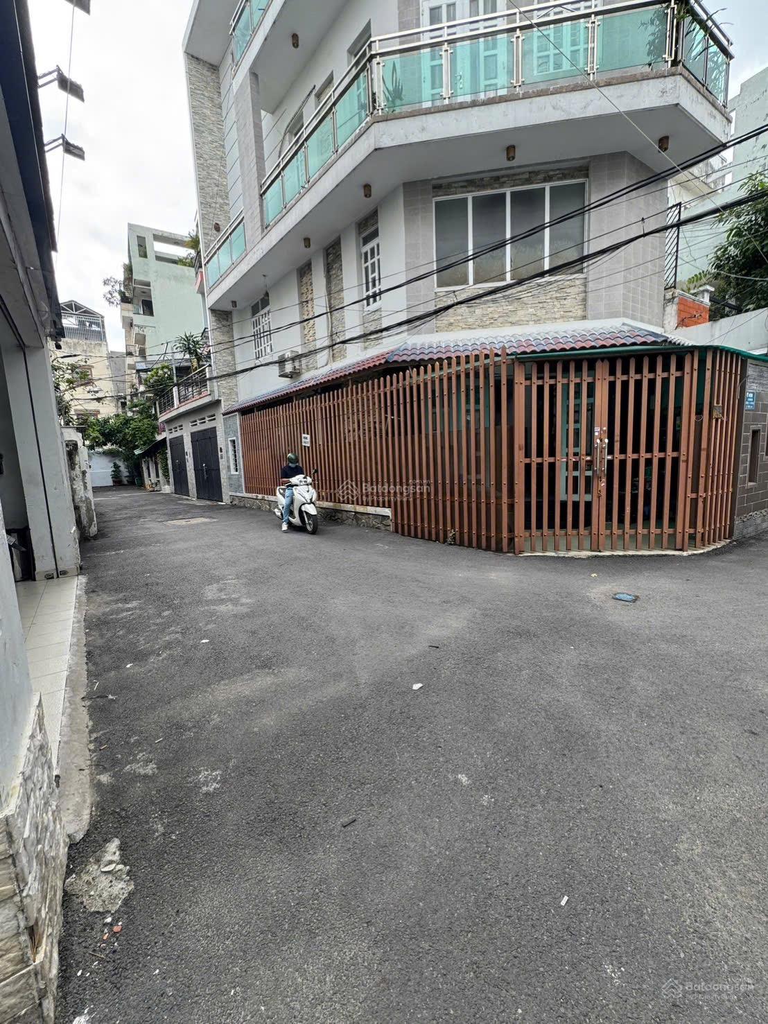 Bán Đất 130m2 Ngang 5mx25m nở hậu Hẻm xe tải sát mặt tiền Nguyễn Văn Khối Phường 8 Gò Vấp Chỉ 11tỷ9