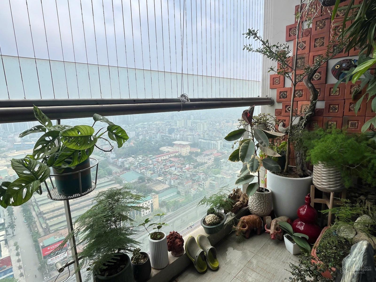 Hiếm, giá tốt, TSQ Euroland Mỗ Lao, 172m2 4PN3VS, tầng trung, full nội thất xịn, giá 12,2 tỷ Hiếm, giá tốt, TSQ Euroland Mỗ Lao, 172m2 4PN3VS, tầng trung, full nội thất xịn, giá 12,2 tỷ