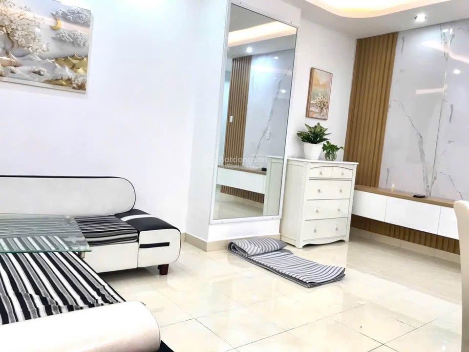 Cho thuê biệt thự 145m2 2L 4PN gần Gia Hoà, Đỗ Xuân Hợp, Global City. LH 0901 193 ***
