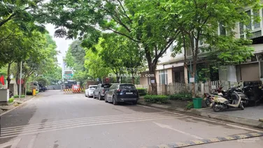 LK Xuân Phương 100m2*5 tầng , đường 17m, giá bán chỉ 220tr/m2 sẵn nhà 5 tầng, nhà 3 mặt thoáng