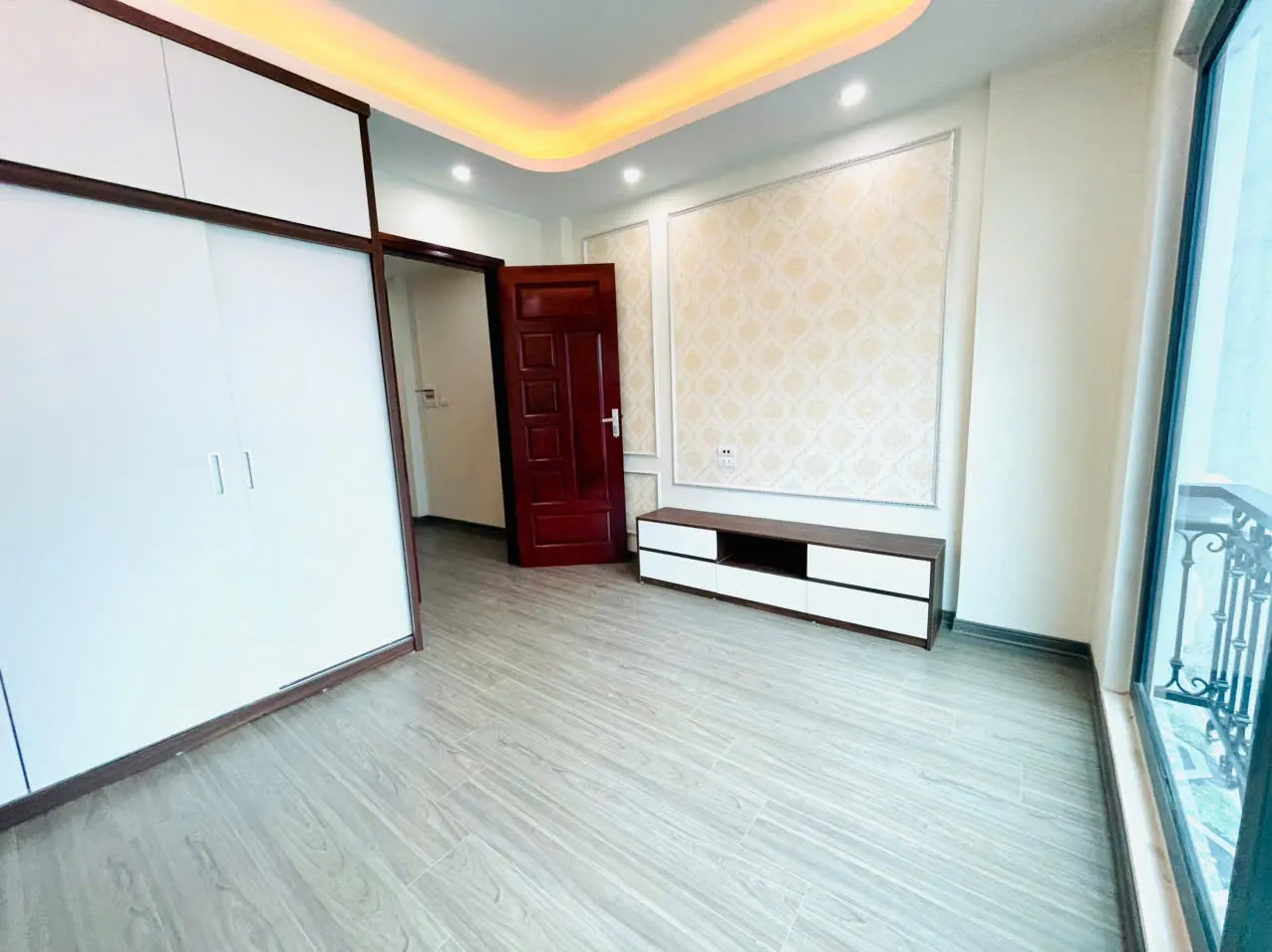Bán nhà mặt phố Võ Thị Sáu, 34,8 tỷ, 60m2 x 5 tầng, lô góc, view công viên, vỉa hè, kinh doanh đỉnh