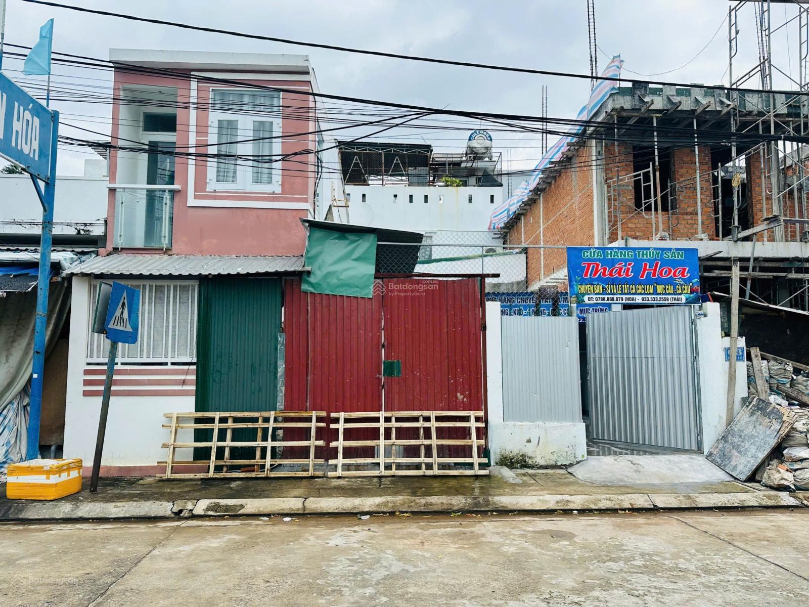 Mặt tiền Đinh Lễ ngang 9,2m sát đường Phùng Hưng. Giá: 14 tỷ