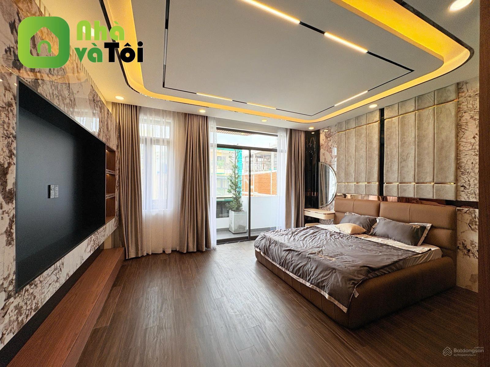 Nhà mới mặt phố Văn Chương 7T thang máy, DT 84m2 kinh doanh ngày đêm