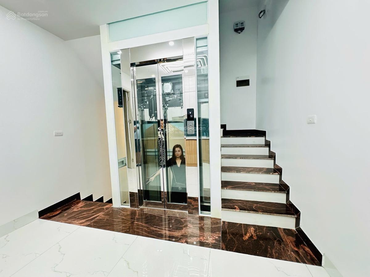 Siêu phẩm phân lô Mạc Thái Tổ - Ngõ to như phố - gara - 50m2 - 23 tỷ