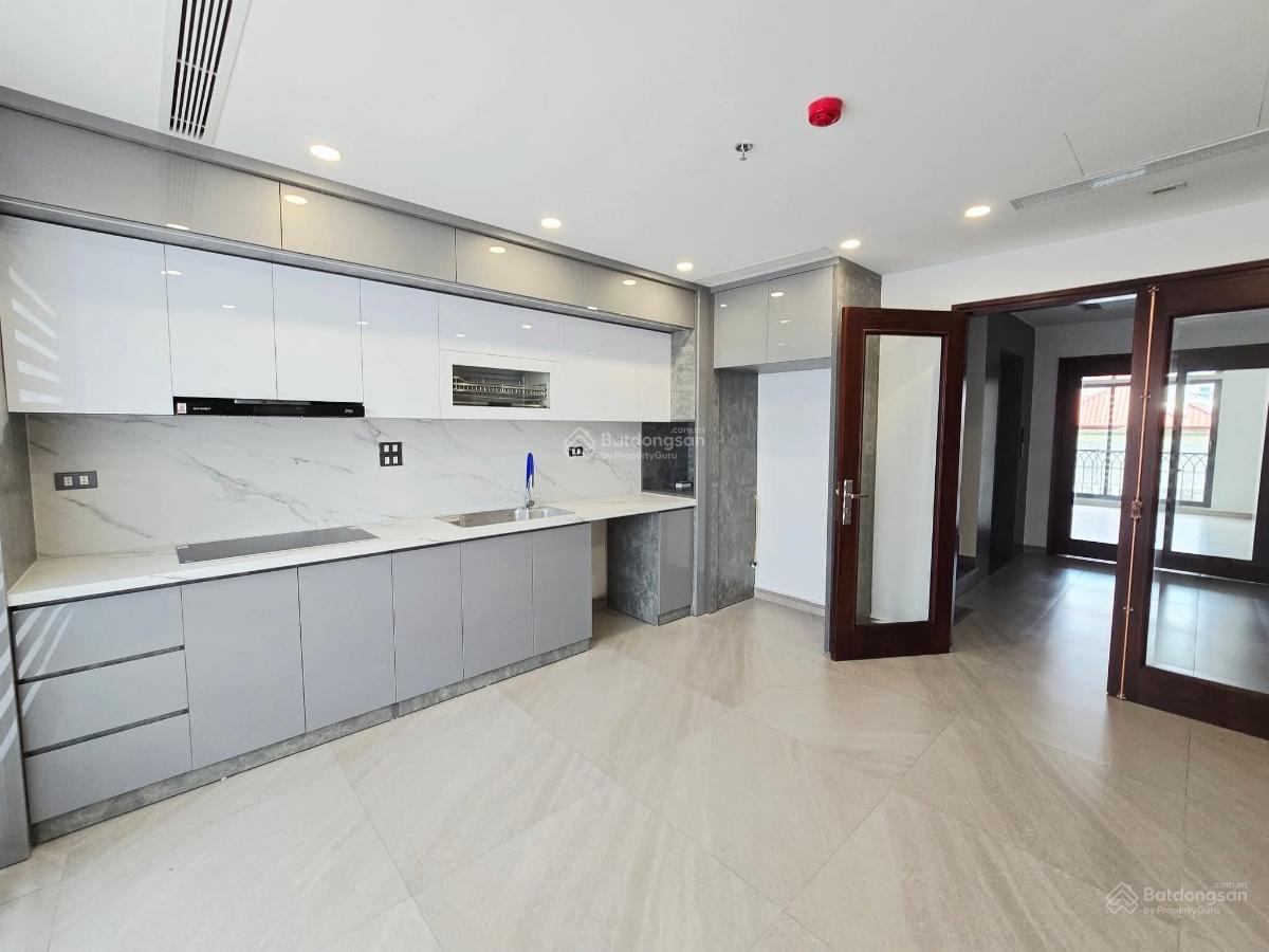 Siêu phẩm phân lô Mạc Thái Tổ - Ngõ to như phố - gara - 50m2 - 23 tỷ