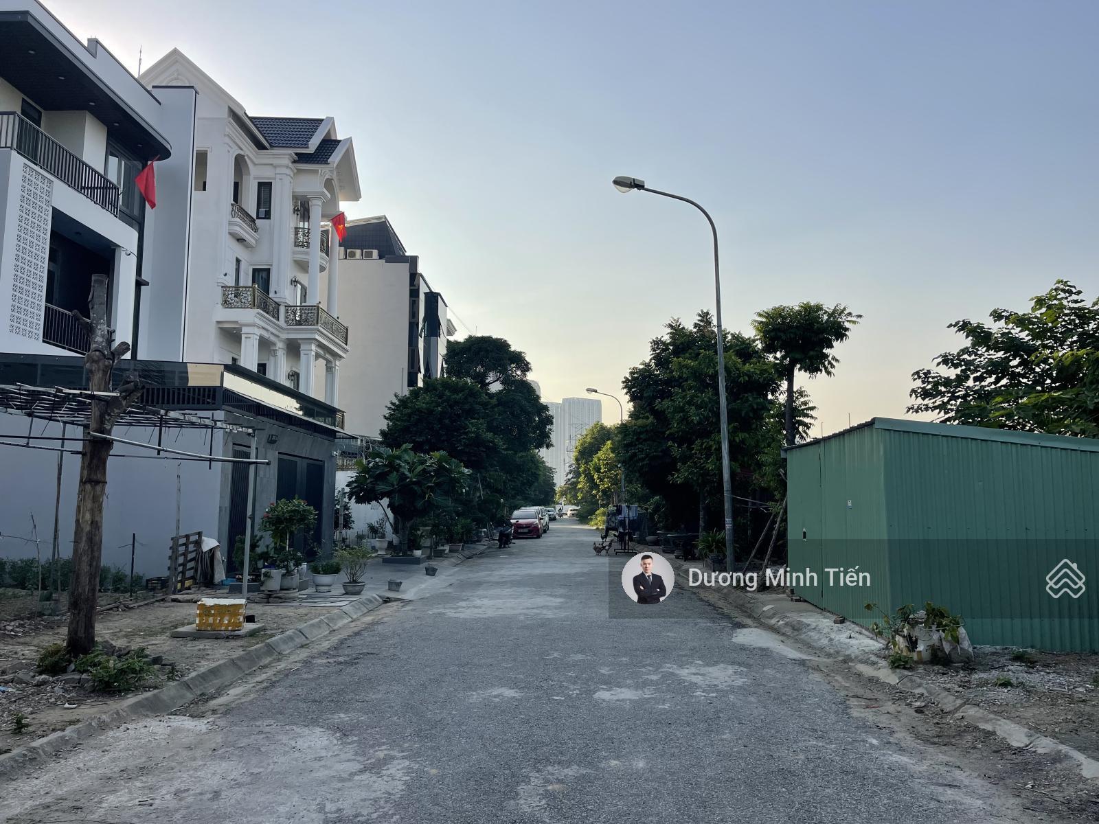 131.25m2 đất khu biệt thự Vườn Hồng - Ngang 7.5m - Đường 12m 131.25m2 đất khu biệt thự Vườn Hồng - Ngang 7.5m - Đường 12m