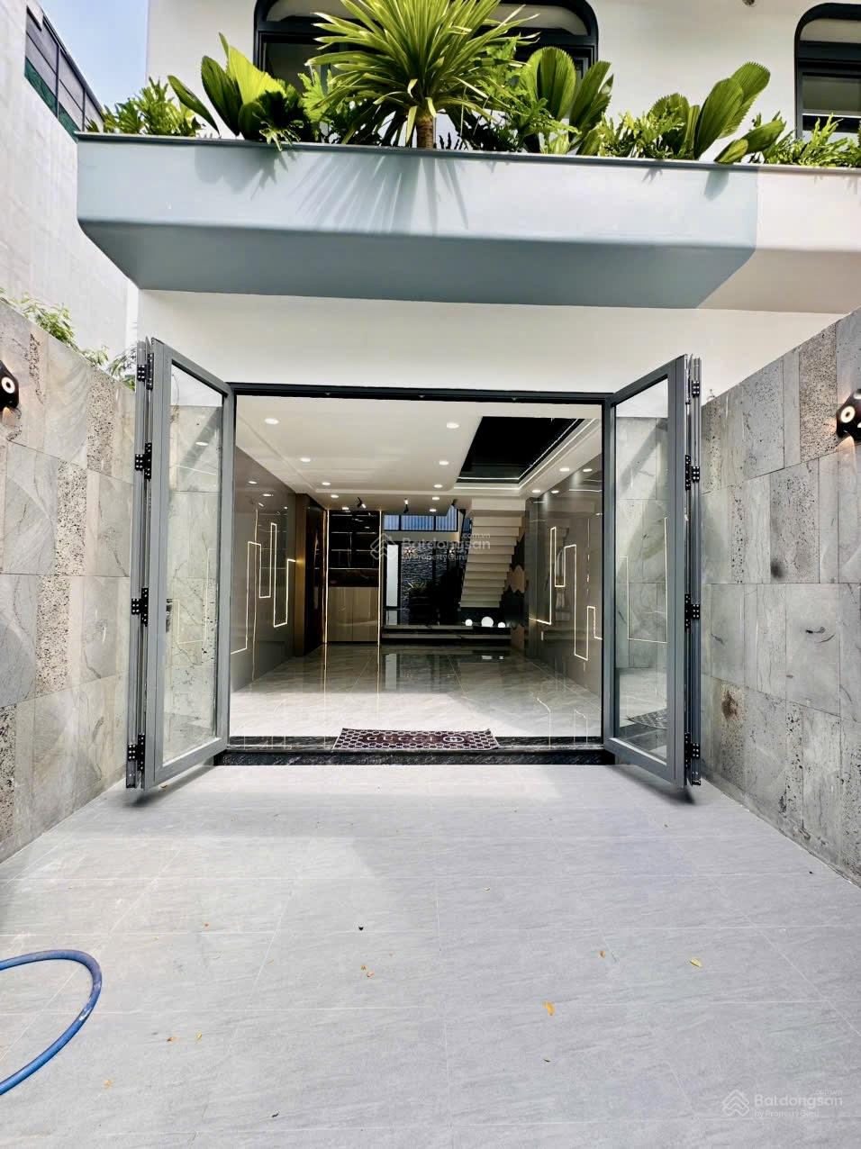 Bán nhà riêng quận 12 full nội thất 4PN, 5WC, 72m2 CN 70m2 tại An Phú Đông, giá siêu hời 7,35 tỷ Bán nhà riêng quận 12 full nội thất 4PN, 5WC, 72m2 CN 70m2 tại An Phú Đông, giá siêu hời 7,35 tỷ