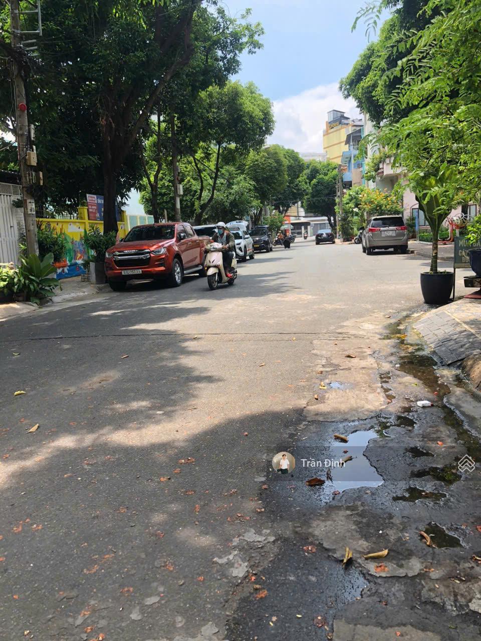 Bán nhà ngay Cư Xá Nguyên Hông, Bình Thạnh - Nhà mới 5 tầng kế bên Công Viên - Đường trước nhà 12m. Bán nhà ngay Cư Xá Nguyên Hông, Bình Thạnh - Nhà mới 5 tầng kế bên Công Viên - Đường trước nhà 12m.