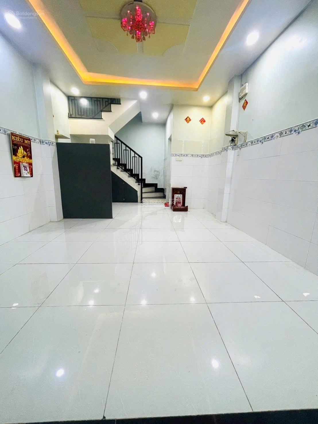 Bán nhà 3tấm mới 95% Lạc Long Quân Quận 11 Ngay Đầm Sen - Lê Đại Hành