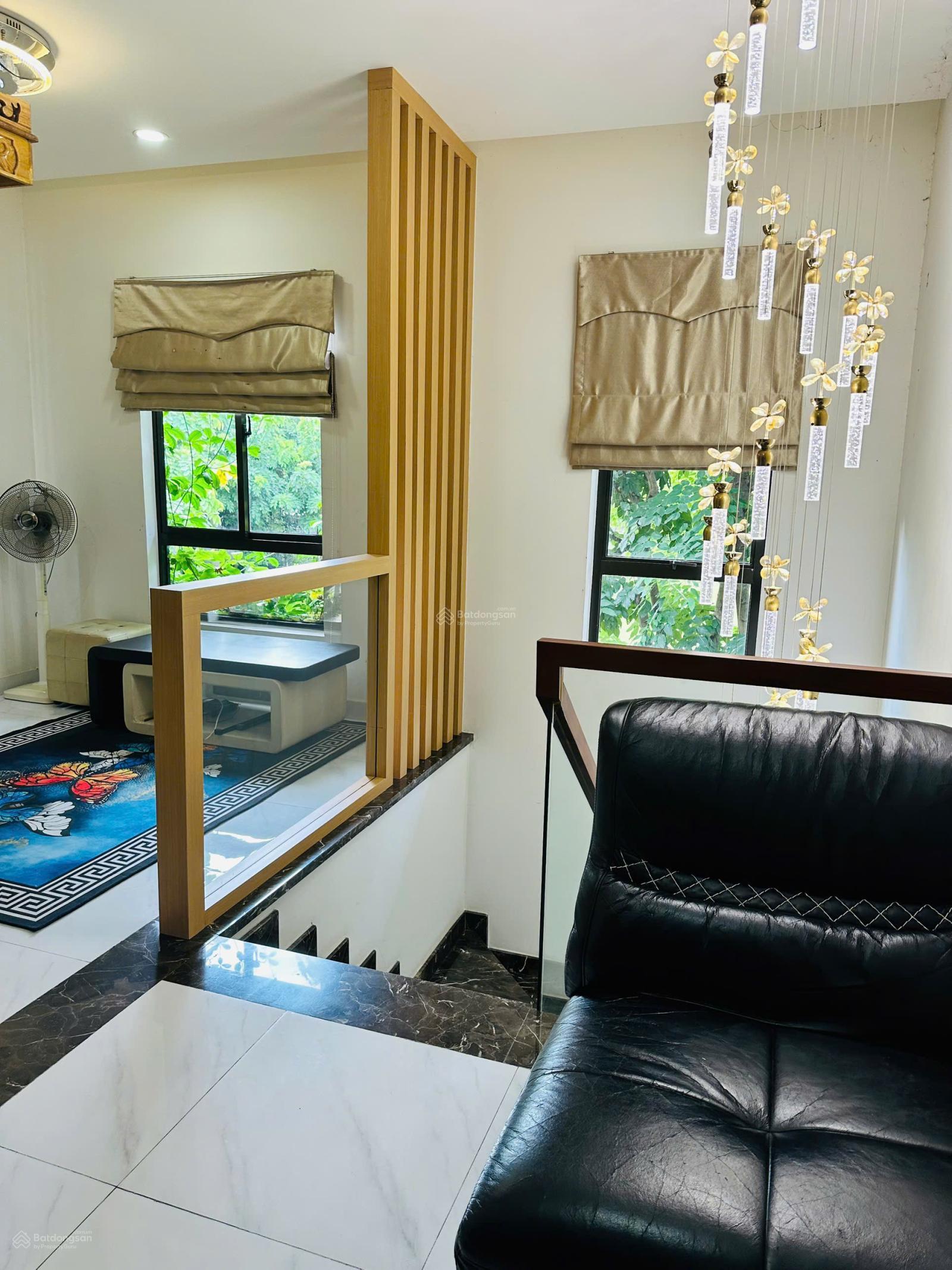 E Hùng chốt cho thuê Valora Kykio Q9 chỉ 20tr/th và bán chỉ từ 22 - 25 tỉ mỗi căn