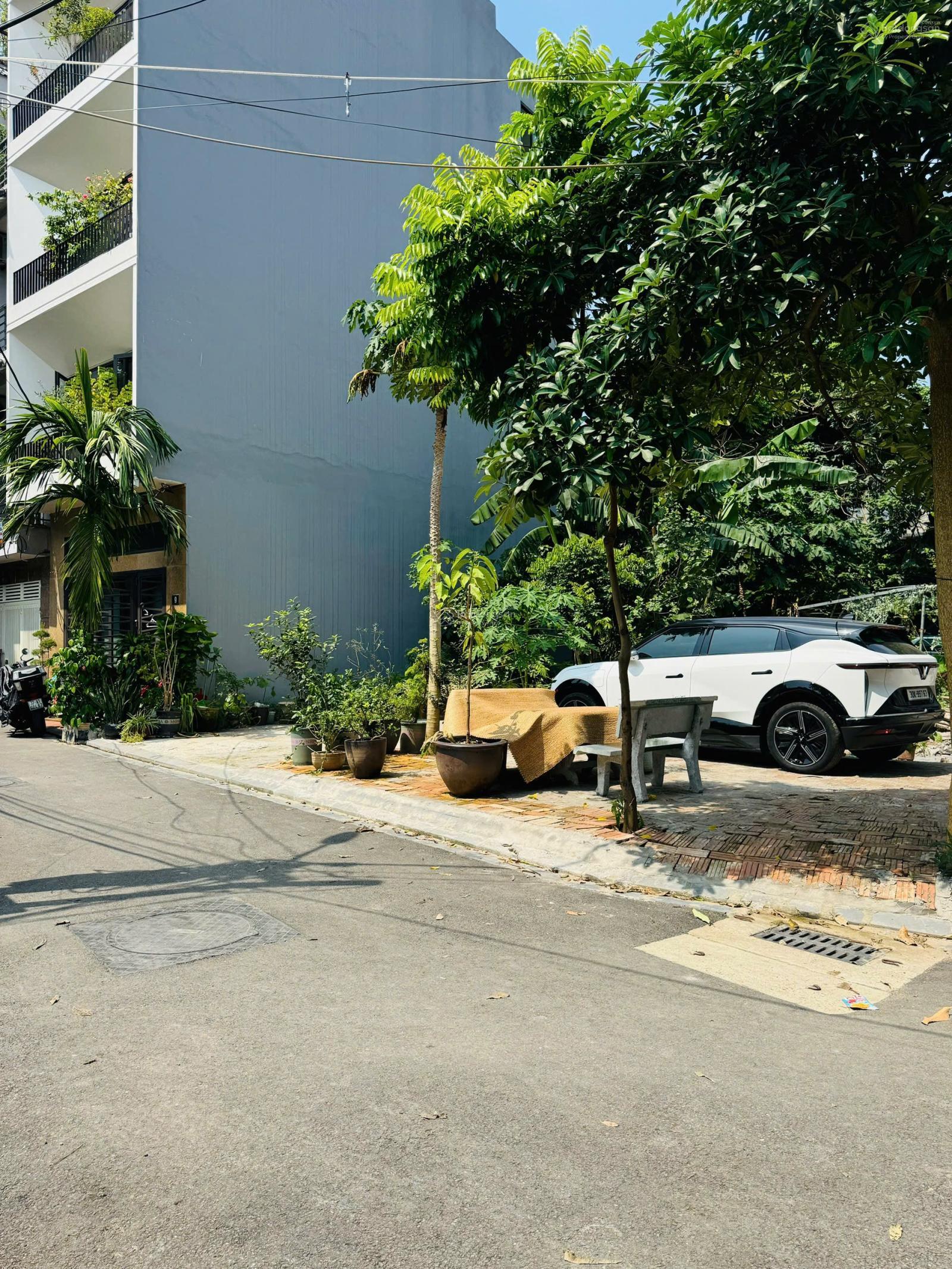 Bán 2 Lô Đất Ngọc Thuỵ Oto 7 Chỗ Vào Tận Nơi sát Hồ Ao Lão,KĐT Khai Sơn giá chỉ 11.7-11.9 Tỷ