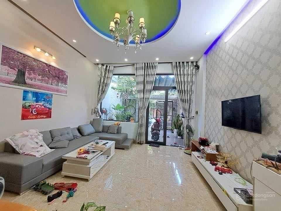 Cần Bán Nhà 3 Tầng Mặt Tiền, Đường 7m5 Nguyễn Công Sáu, Ngay Biển Mỷ Khê - DT 100m Ngang 5m