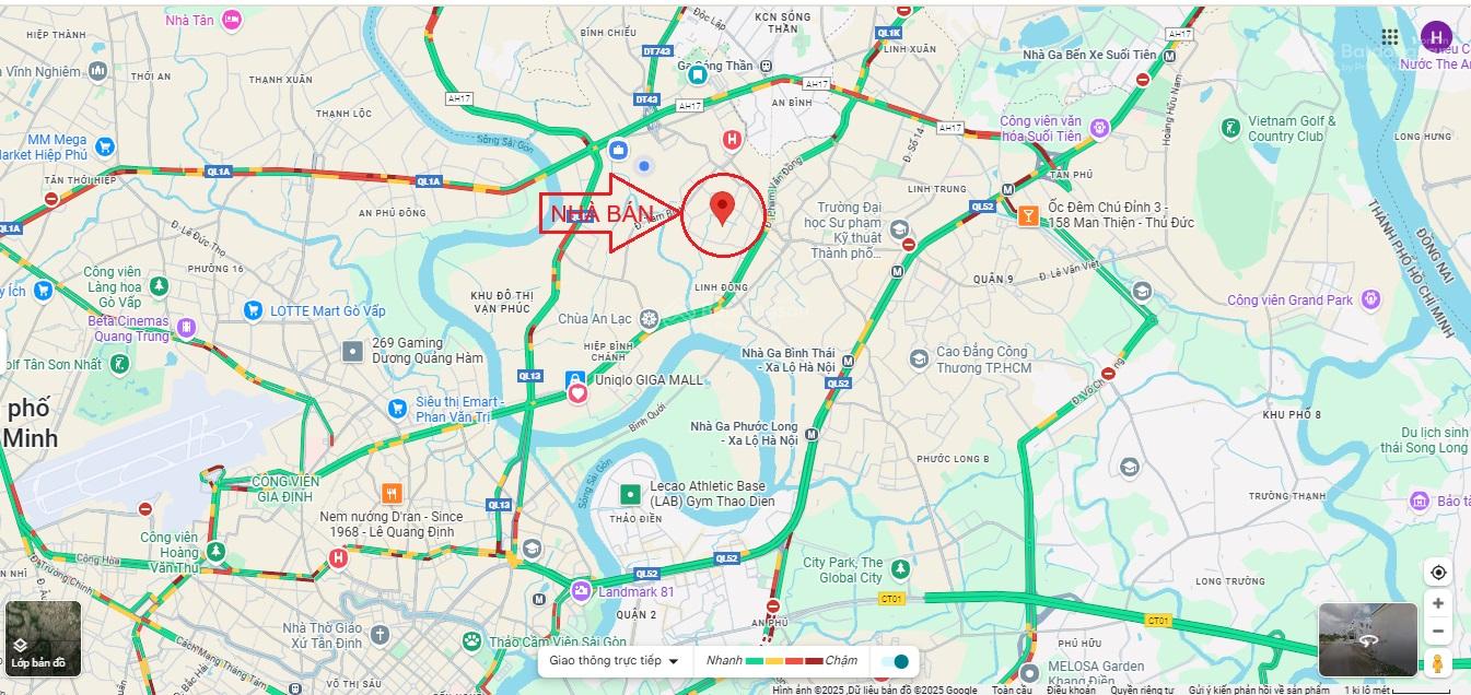 Căn nhà góc 2 mặt thoáng mát hẻm 2 xe hơi tránh nhau gần đường Phạm Văn Đồng sổ hồng sang tên ngay